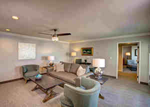 Luxury King-Sofa - Corner Suite (Full View) Photo 3